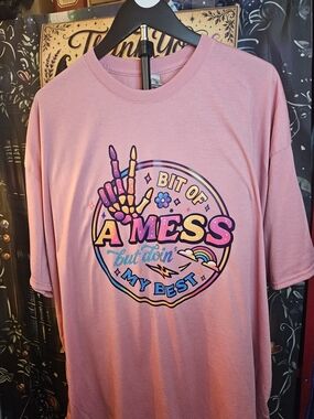 Gildan Pink Graphic Tee with Multicolor 'A Mess' Design